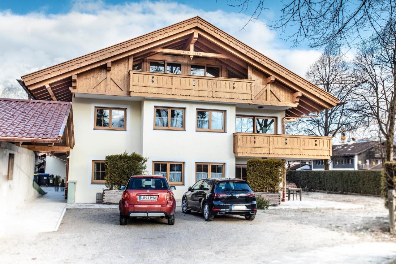 Ferienwohnungen Zur Wally Garmisch-Partenkirchen Exterior foto